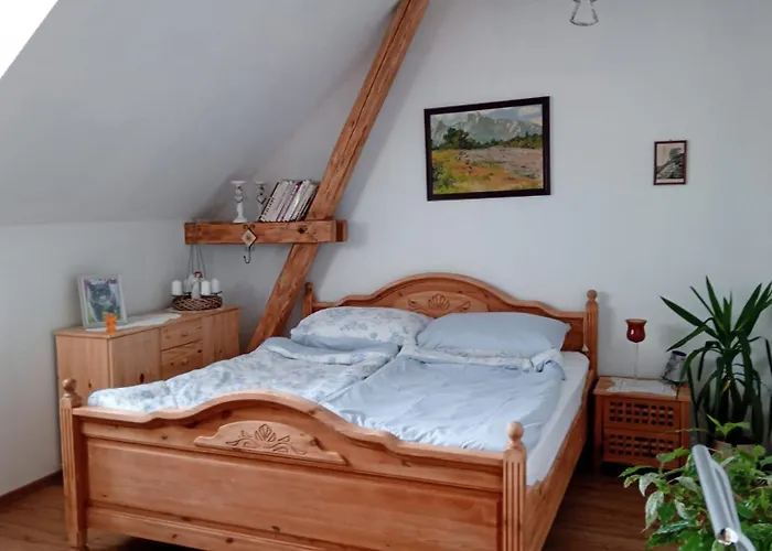 Raj Za Humny * Cerne Voderady