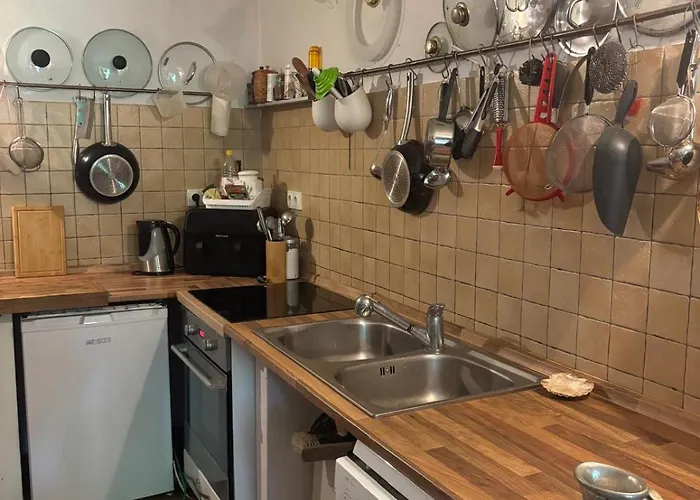 Raj Za Humny Cerne Voderady